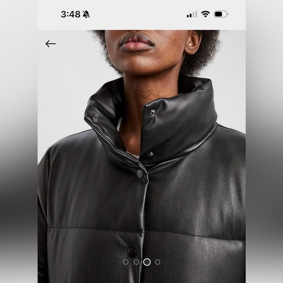 Excellent condition puffer coat - Picture 2 of 5